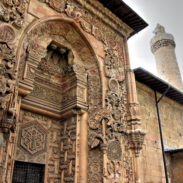 KEMALİYE’DE HIDIRELLEZ (SİVAS – DİVRİĞİ – KEMALİYE – ARAPGİR)